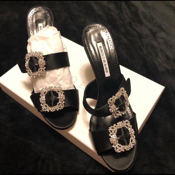 Manolo blahnik - Picture 7 of 8